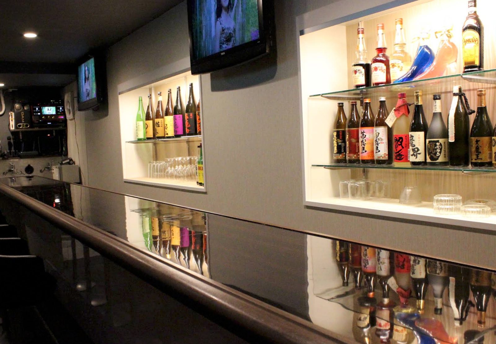 カラオケBAR m 店内写真2
